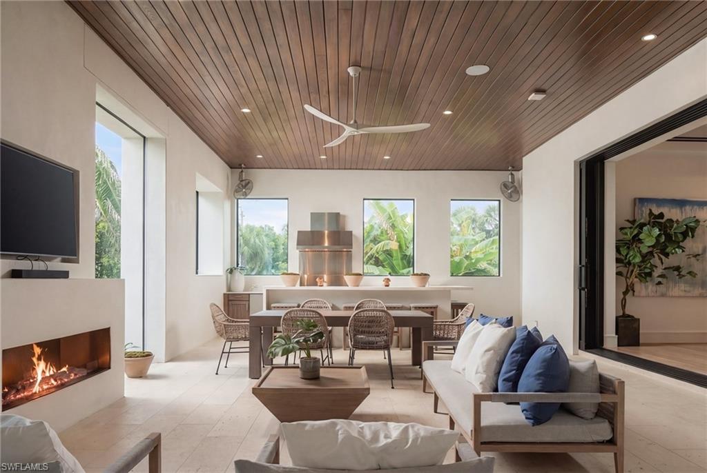 MARCO ISLAND - Residential