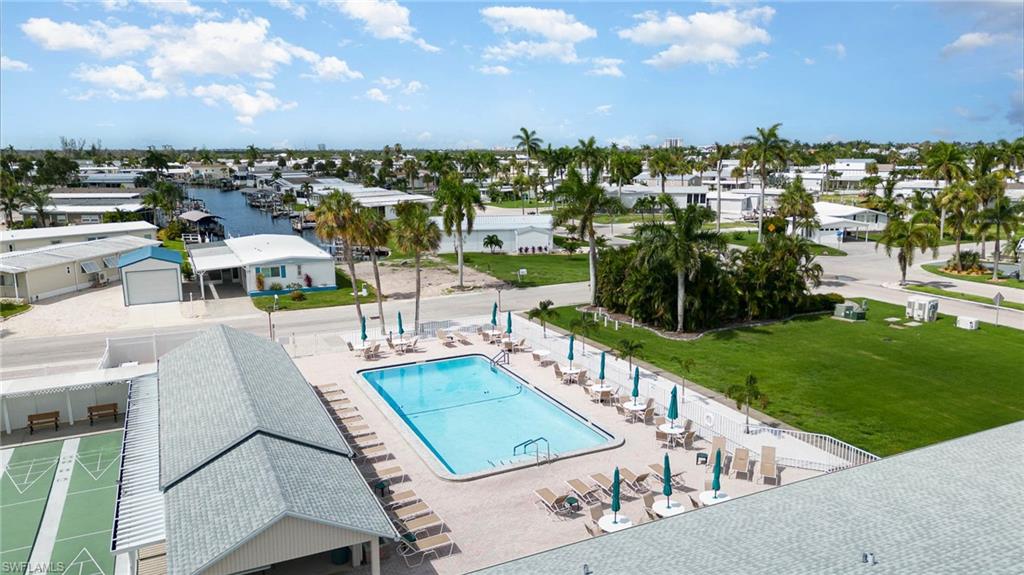 BAYSIDE ESTATES - Residential