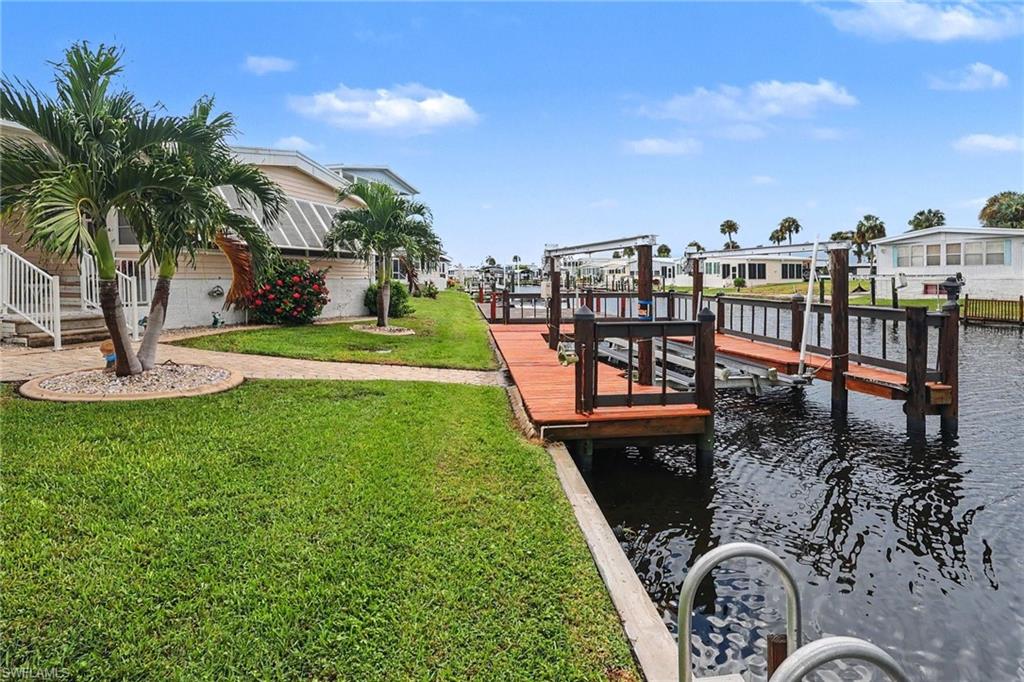 BAYSIDE ESTATES - Residential