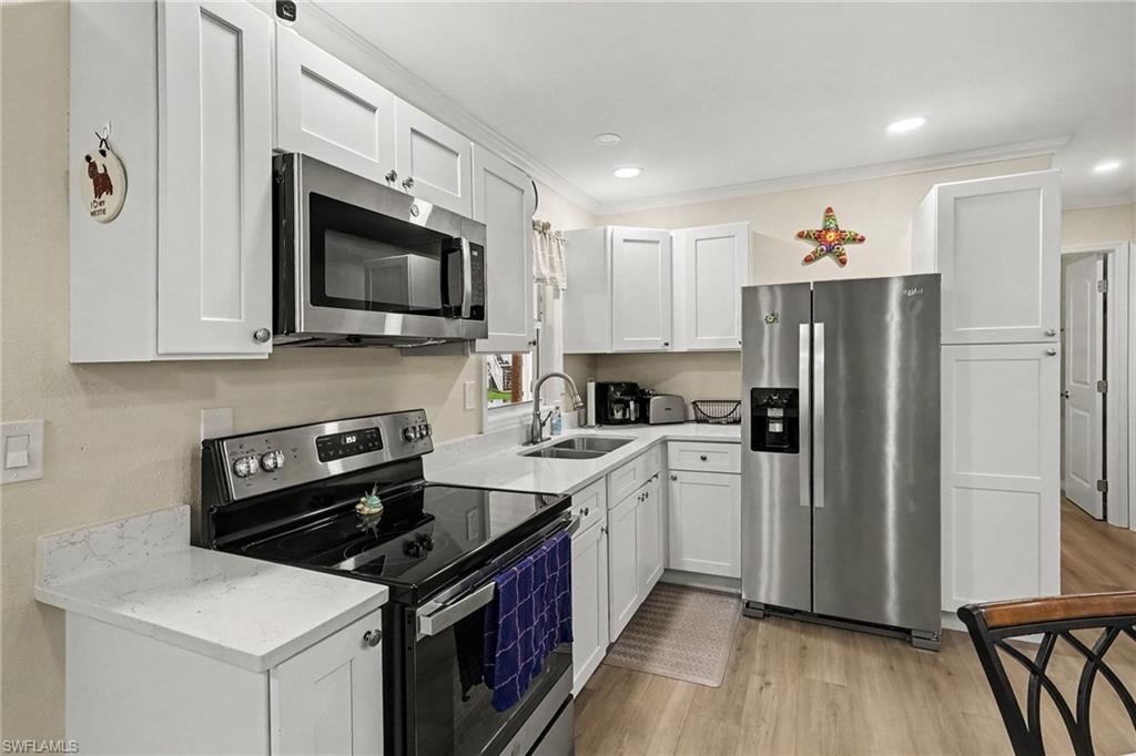 BAYSIDE ESTATES - Residential