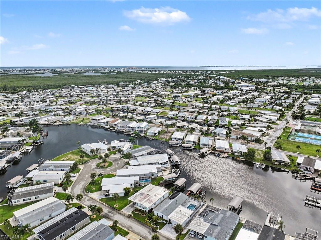 BAYSIDE ESTATES - Residential