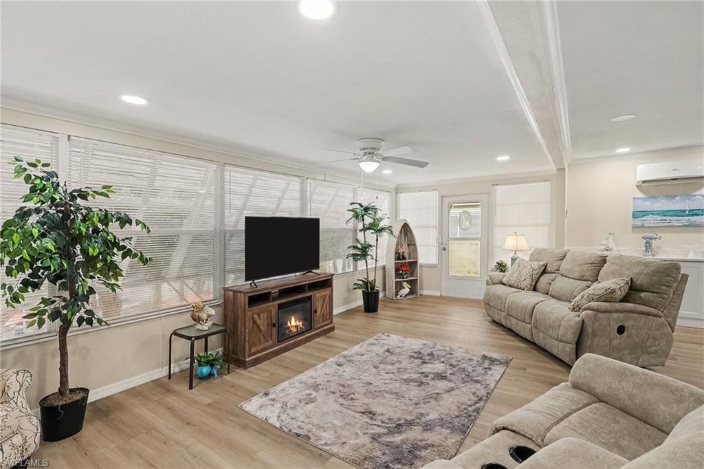 BAYSIDE ESTATES - Residential