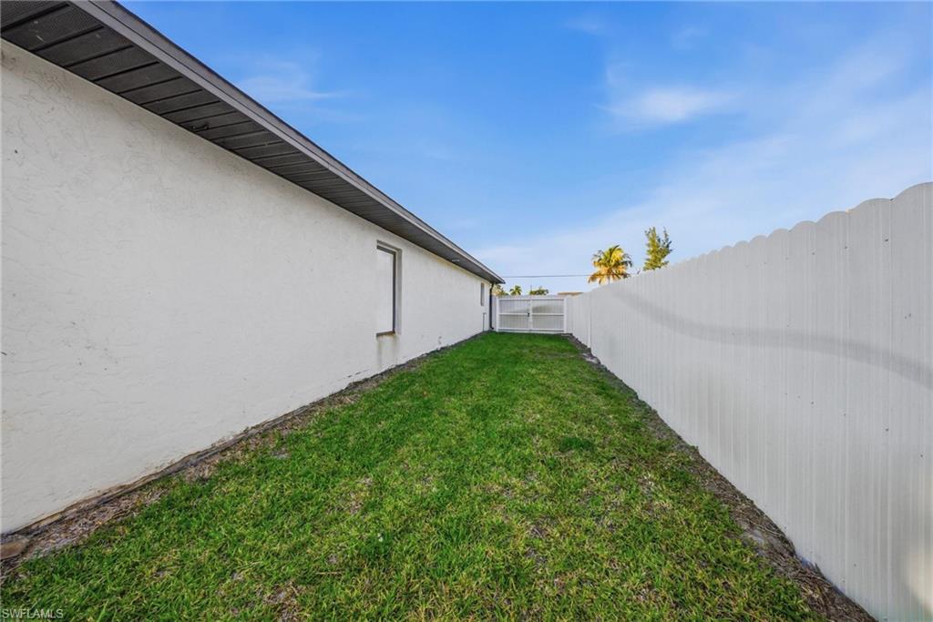 GOLDEN GATE CITY - Residential