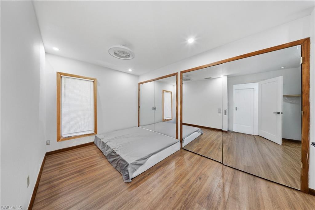 GOLDEN GATE CITY - Residential