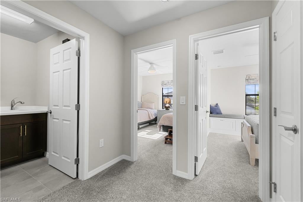 AVERY SQUARE - Residential Lease