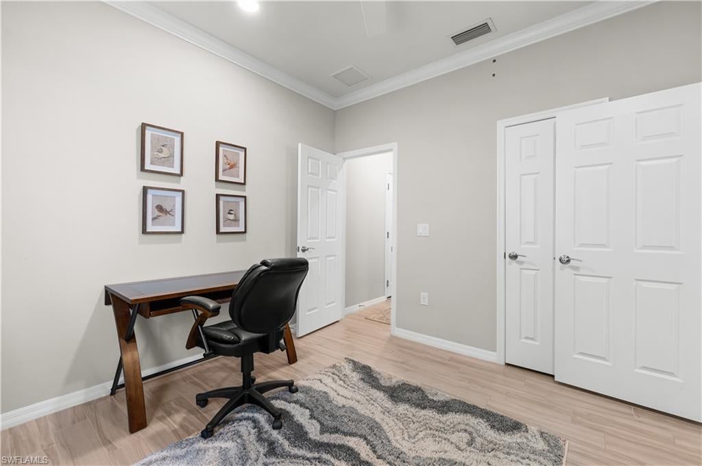 AVERY SQUARE - Residential Lease