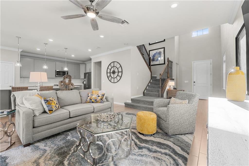 AVERY SQUARE - Residential Lease