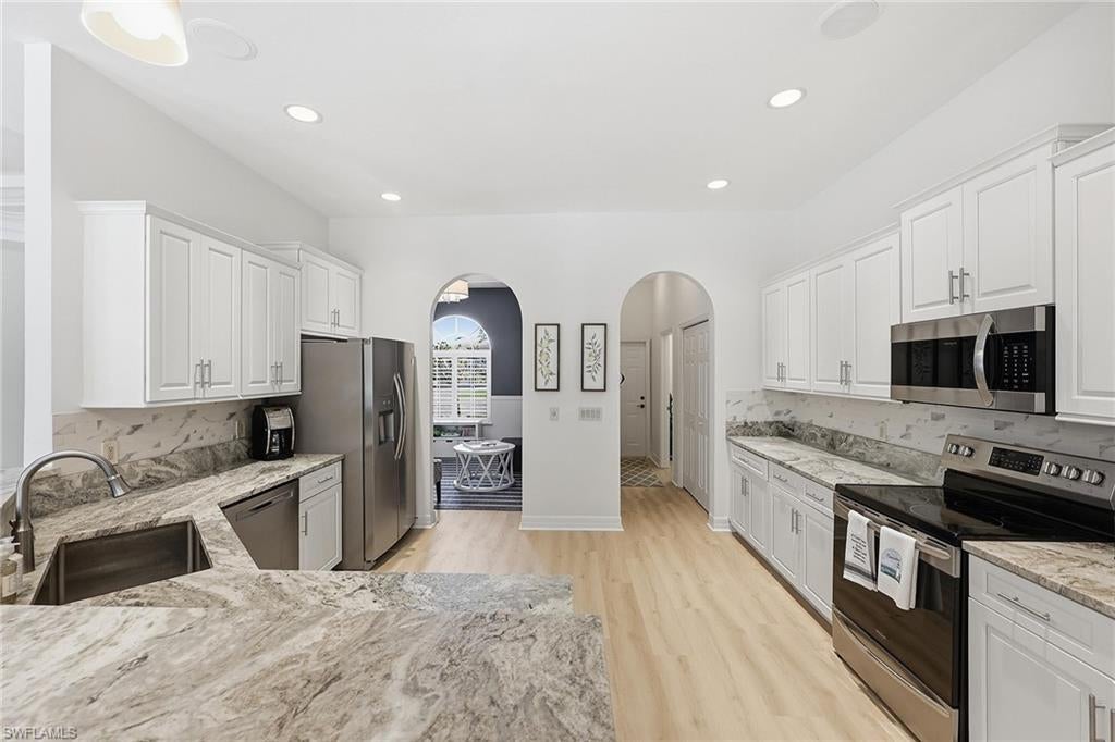 MULBERRY ROW - Residential Lease