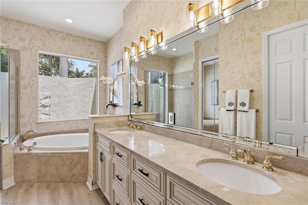 MULBERRY ROW - Residential Lease