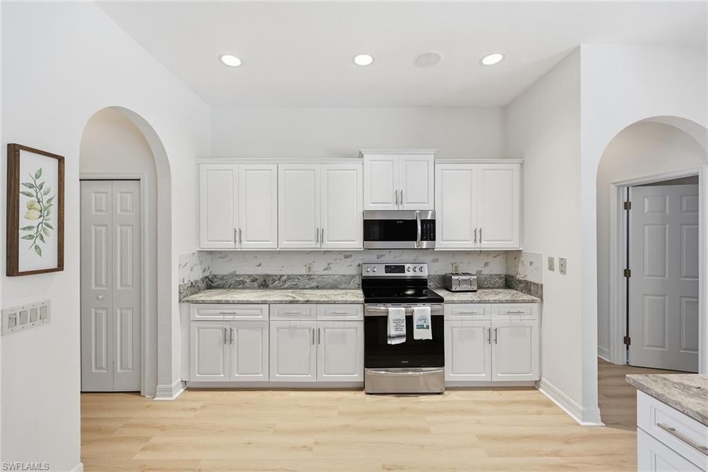 MULBERRY ROW - Residential Lease