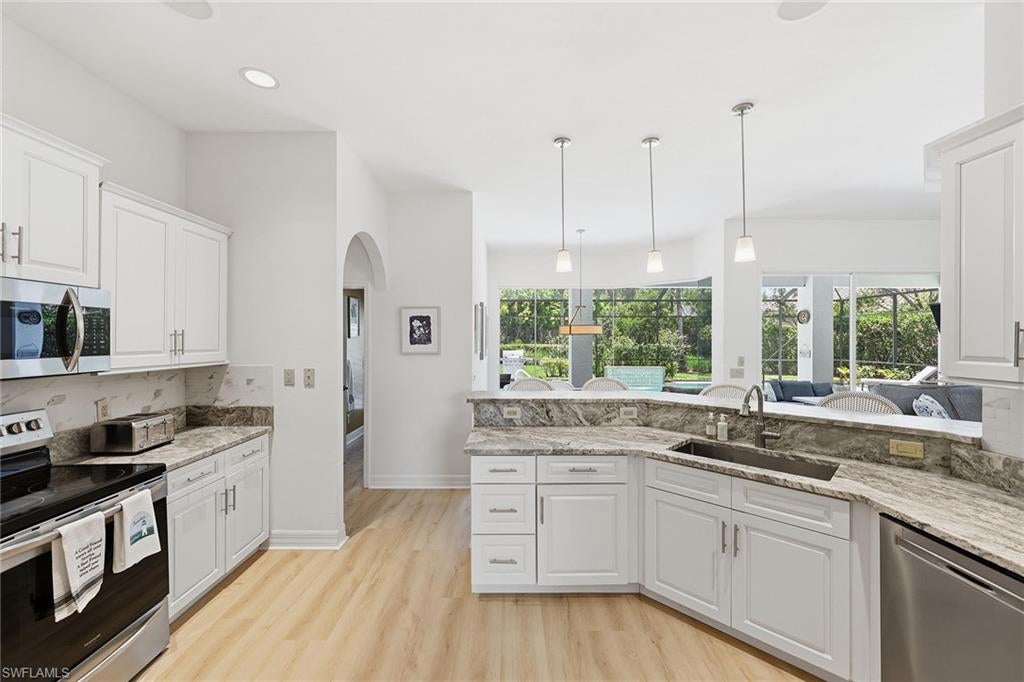 MULBERRY ROW - Residential Lease