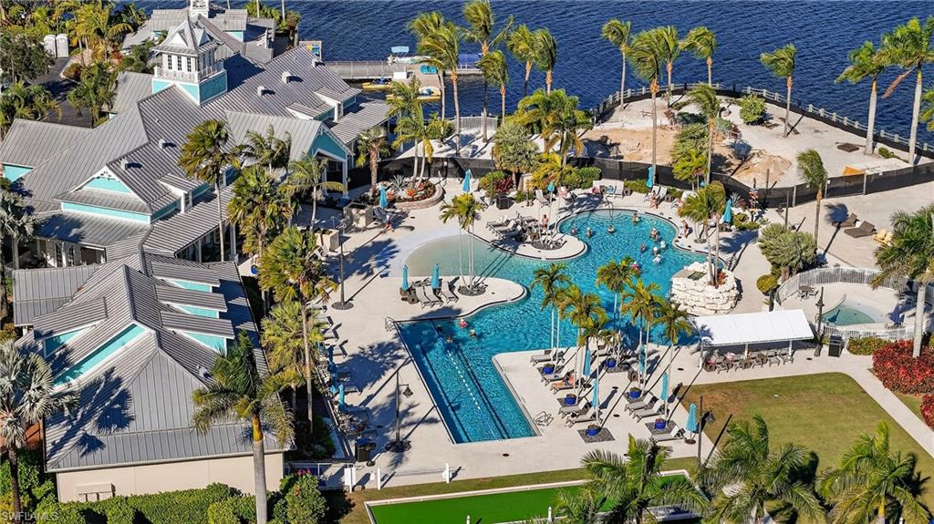 CORAL HARBOR - Residential