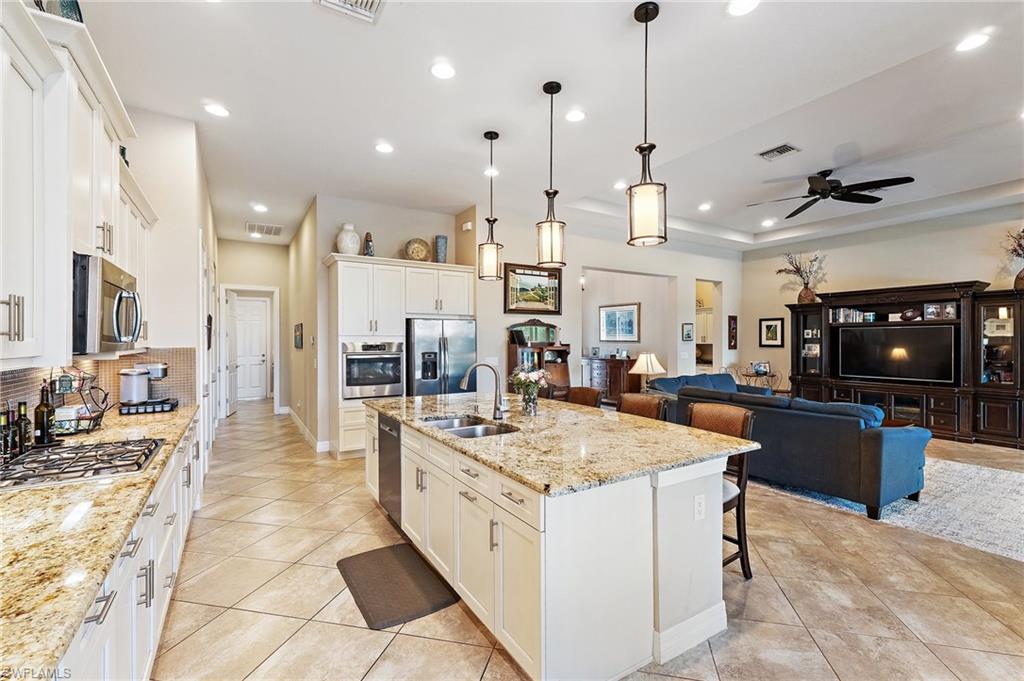 TORREY PINES - Residential