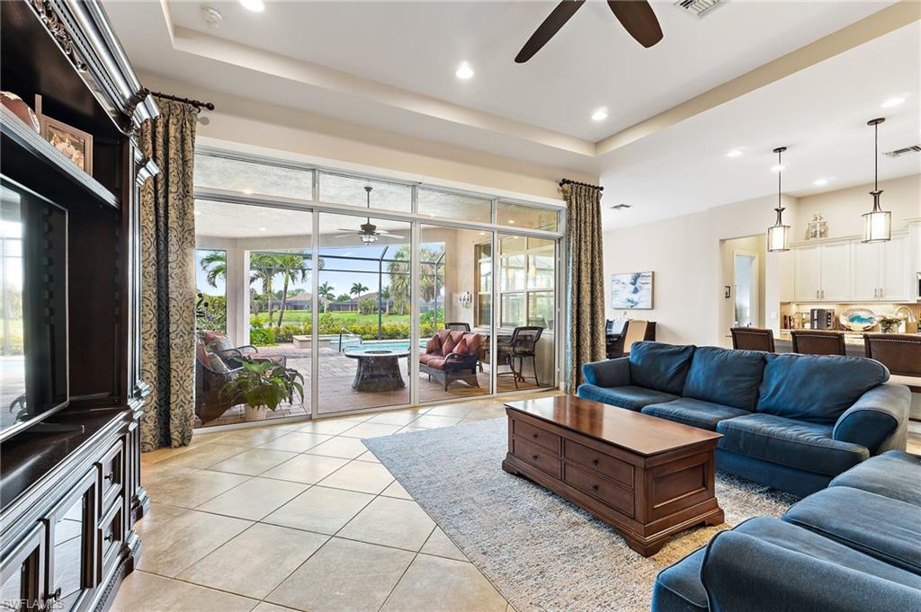 TORREY PINES - Residential