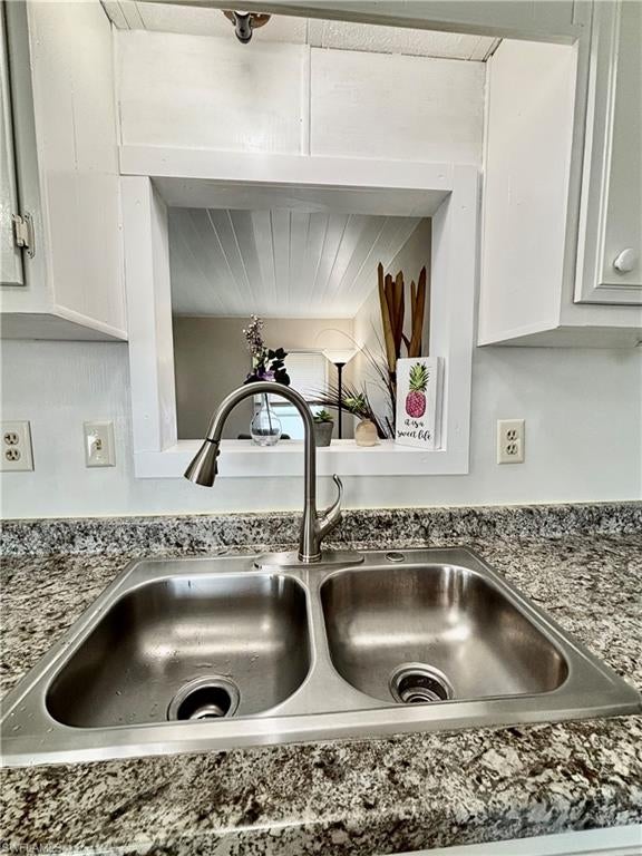 FOREST PARK MOBILE HOME - Residential