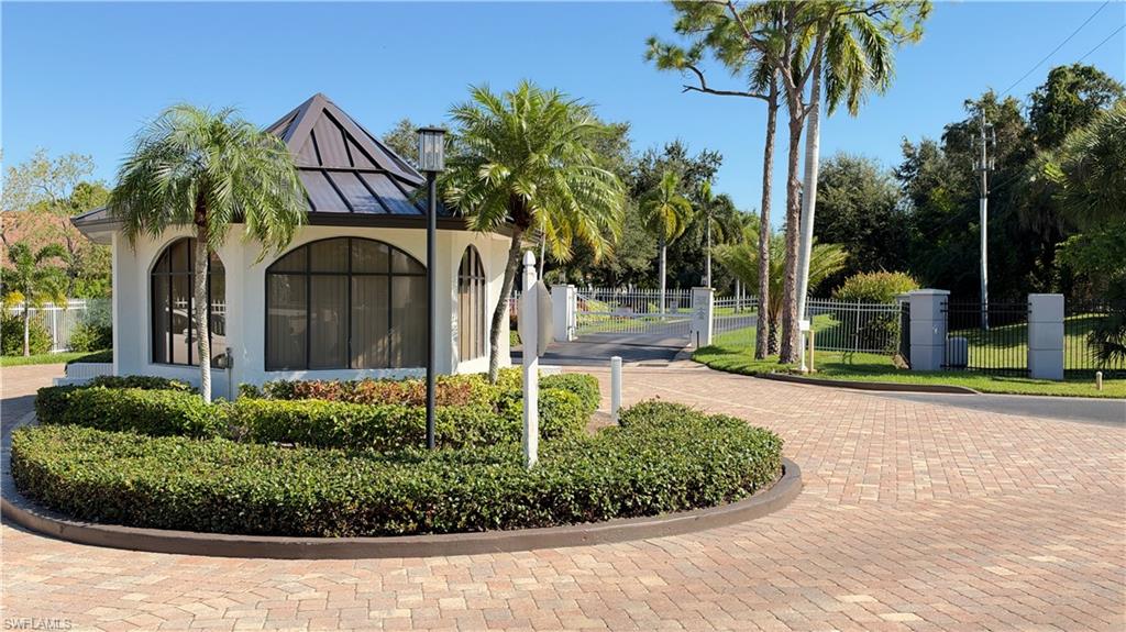 PINEBROOK LAKES CONDO - Residential