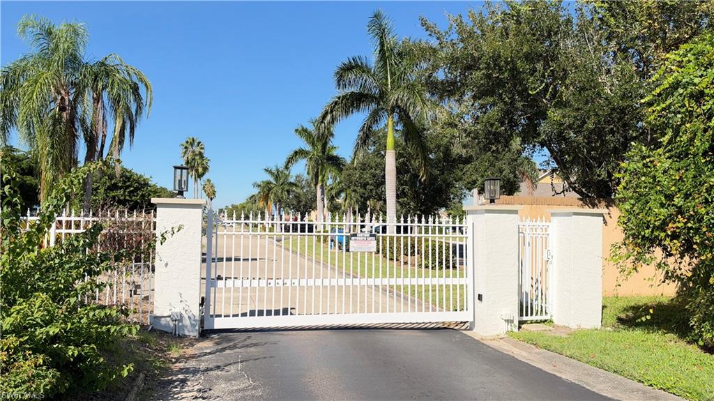 PINEBROOK LAKES CONDO - Residential