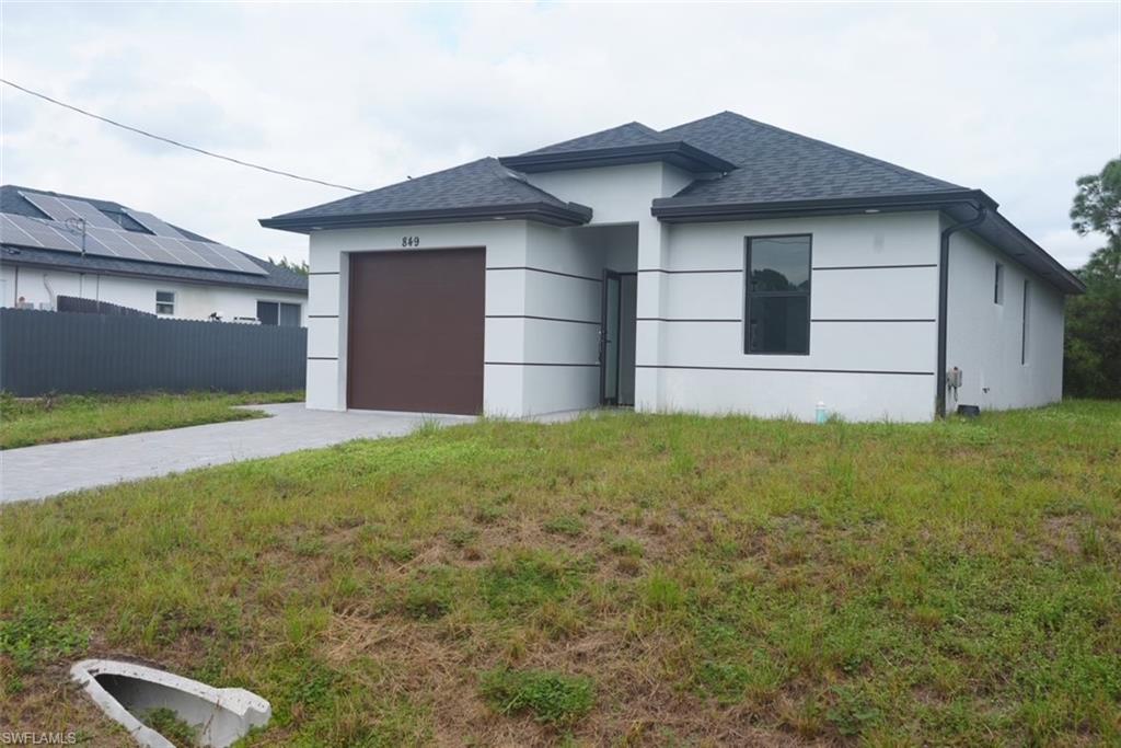 900 BUILDING - Residential