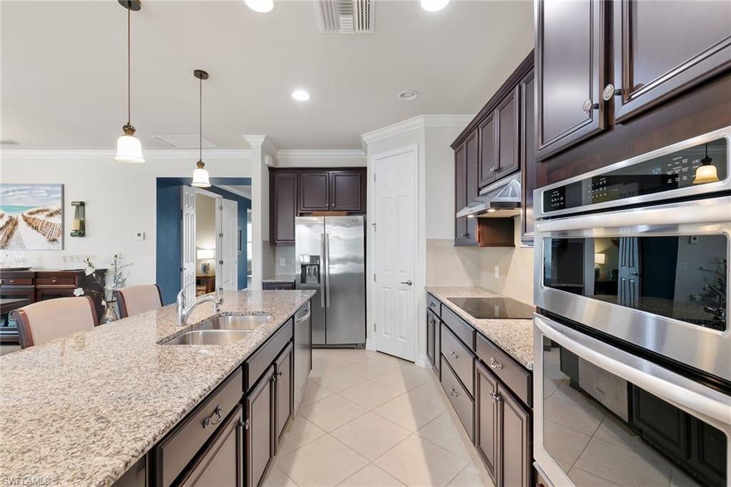 VERONA WALK - Residential