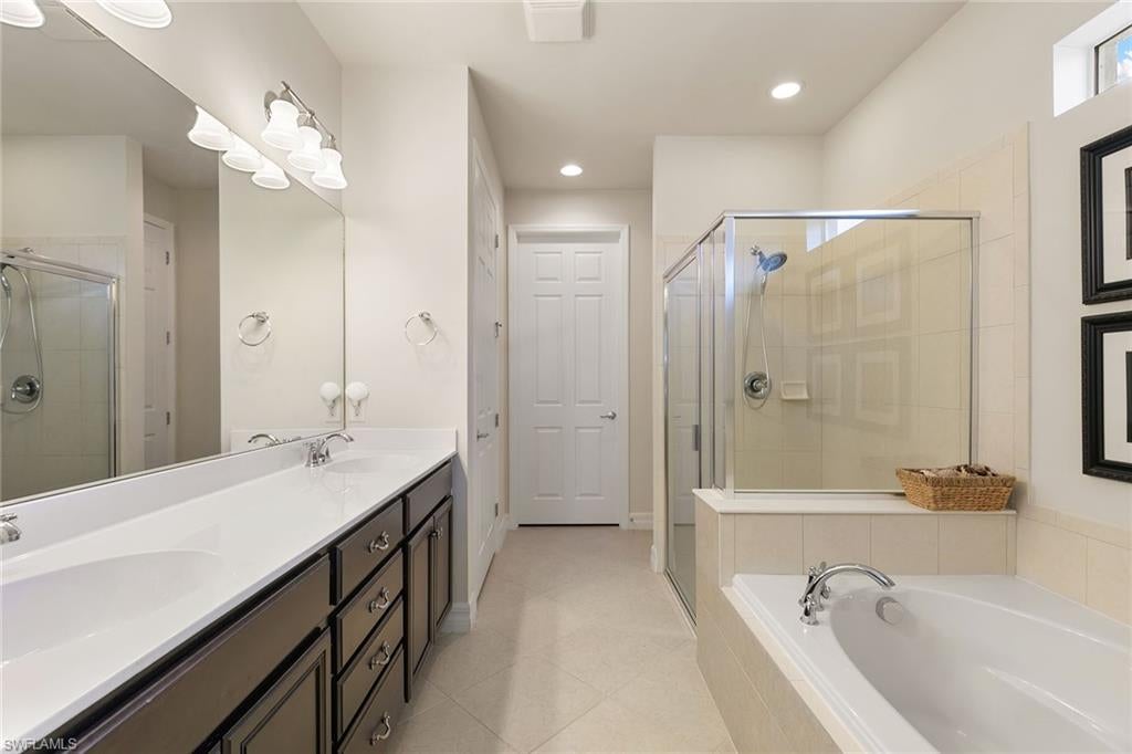 VERONA WALK - Residential