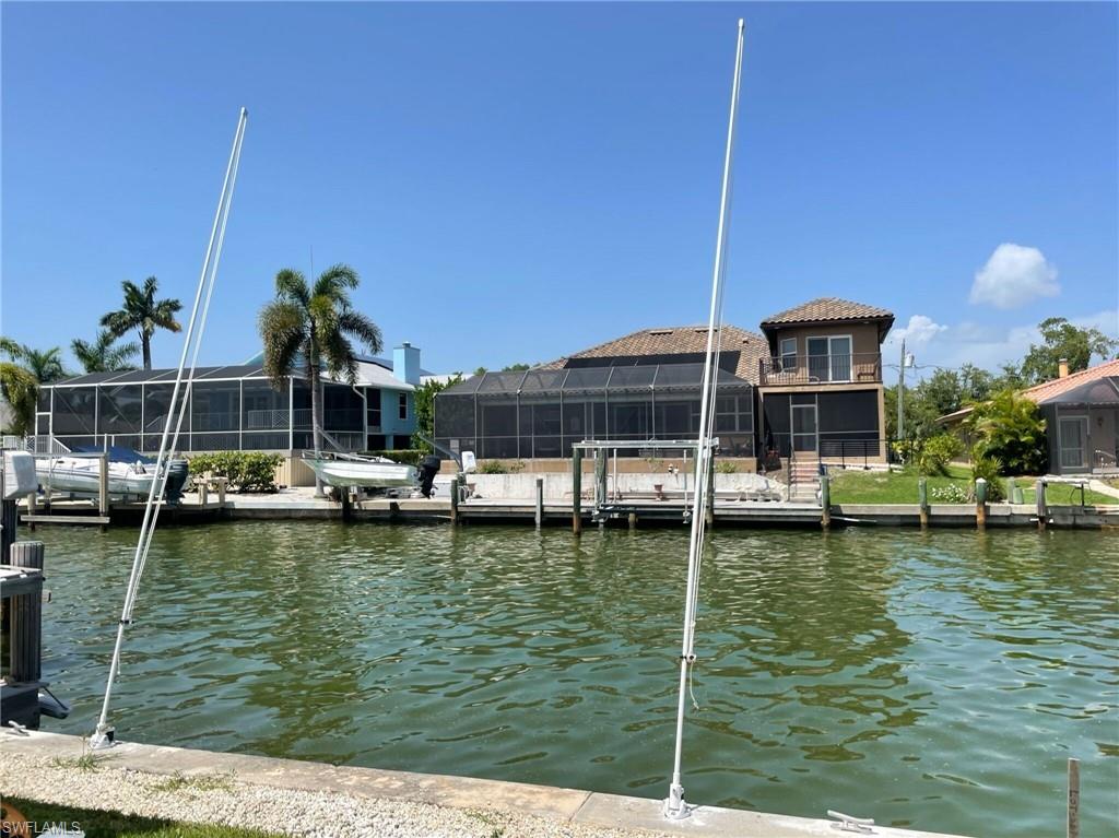ISLES OF CAPRI - Residential