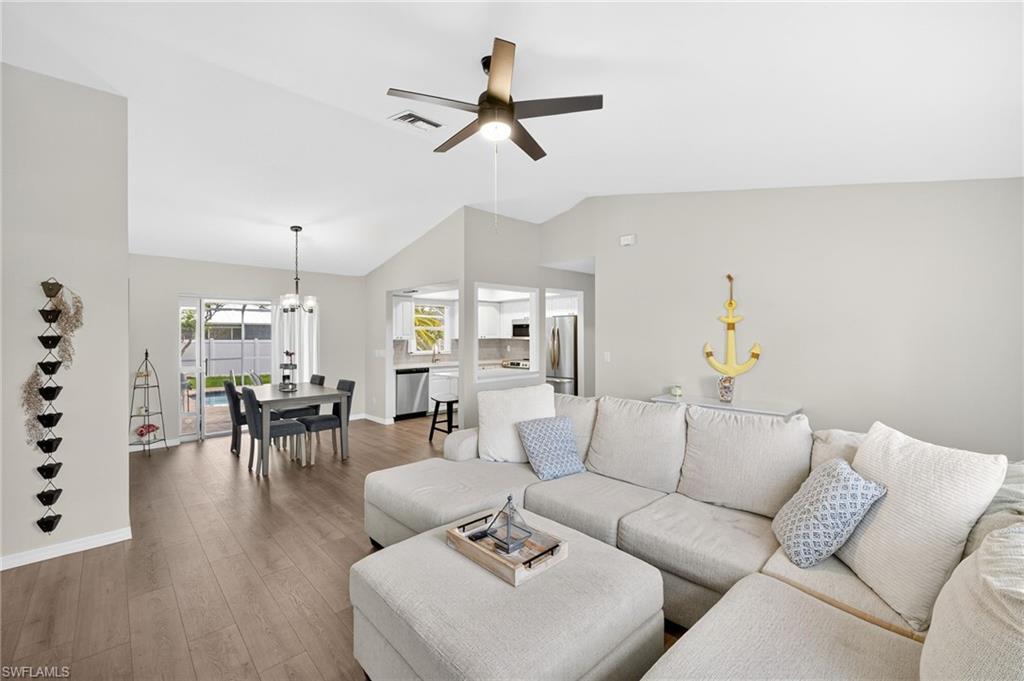 CAPE CORAL - Residential