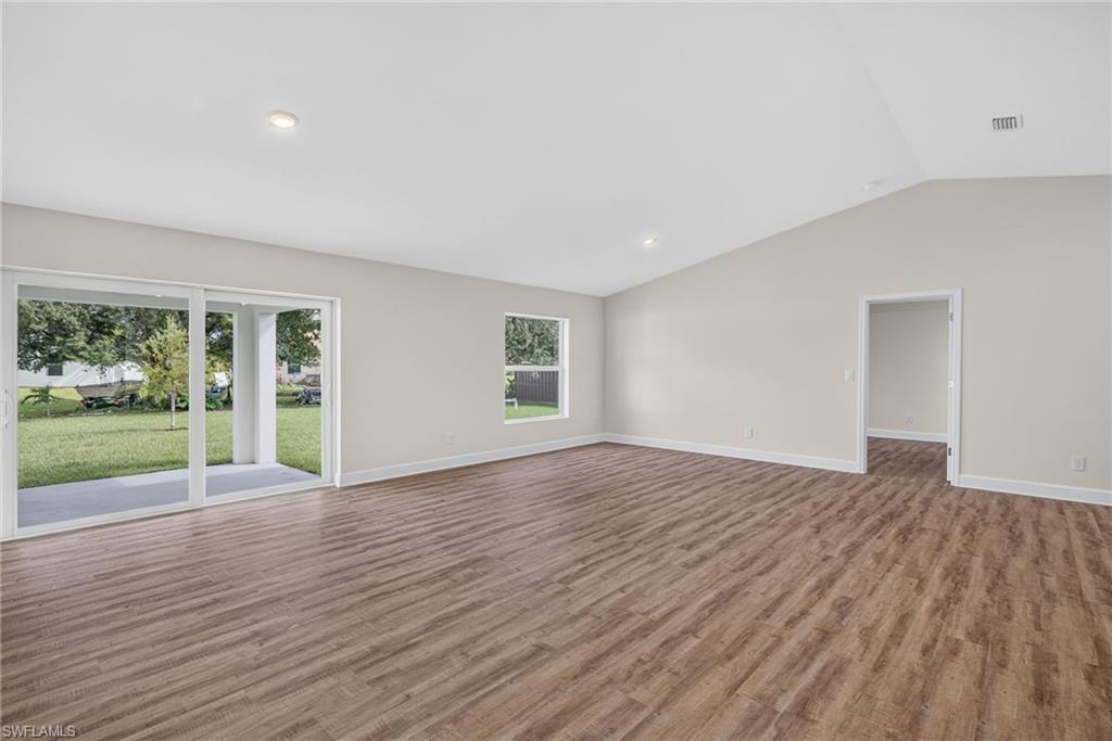 CAPE CORAL - Residential