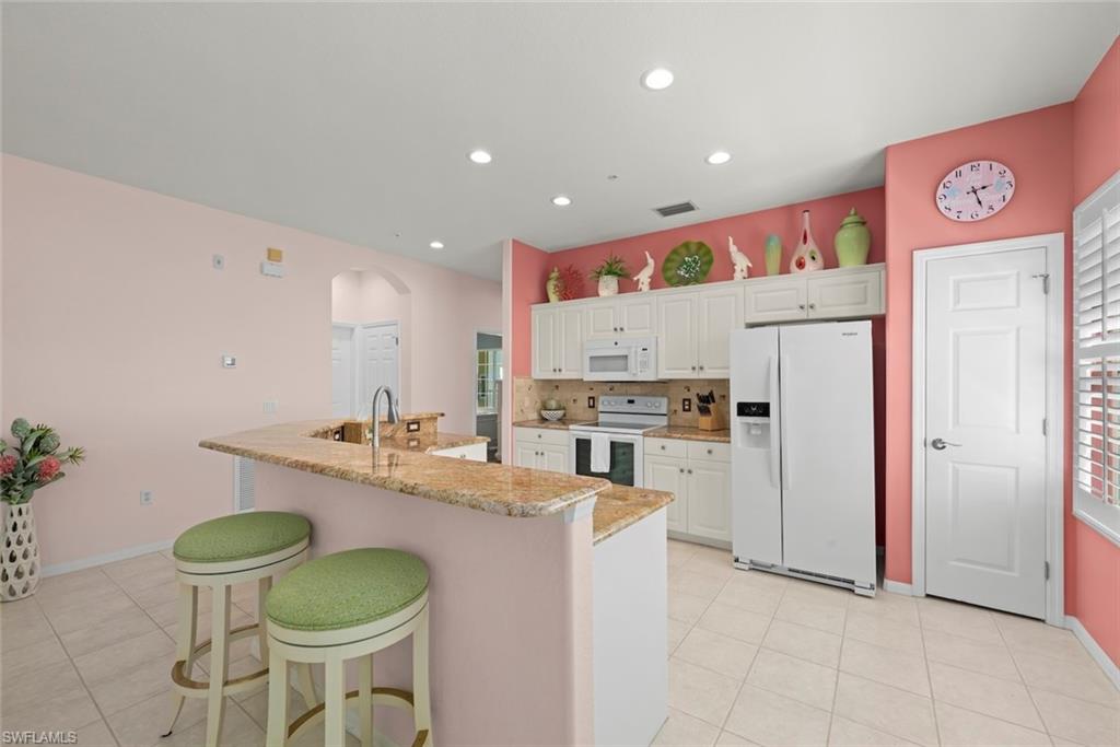 SANIBEL VIEW CONDO - Residential