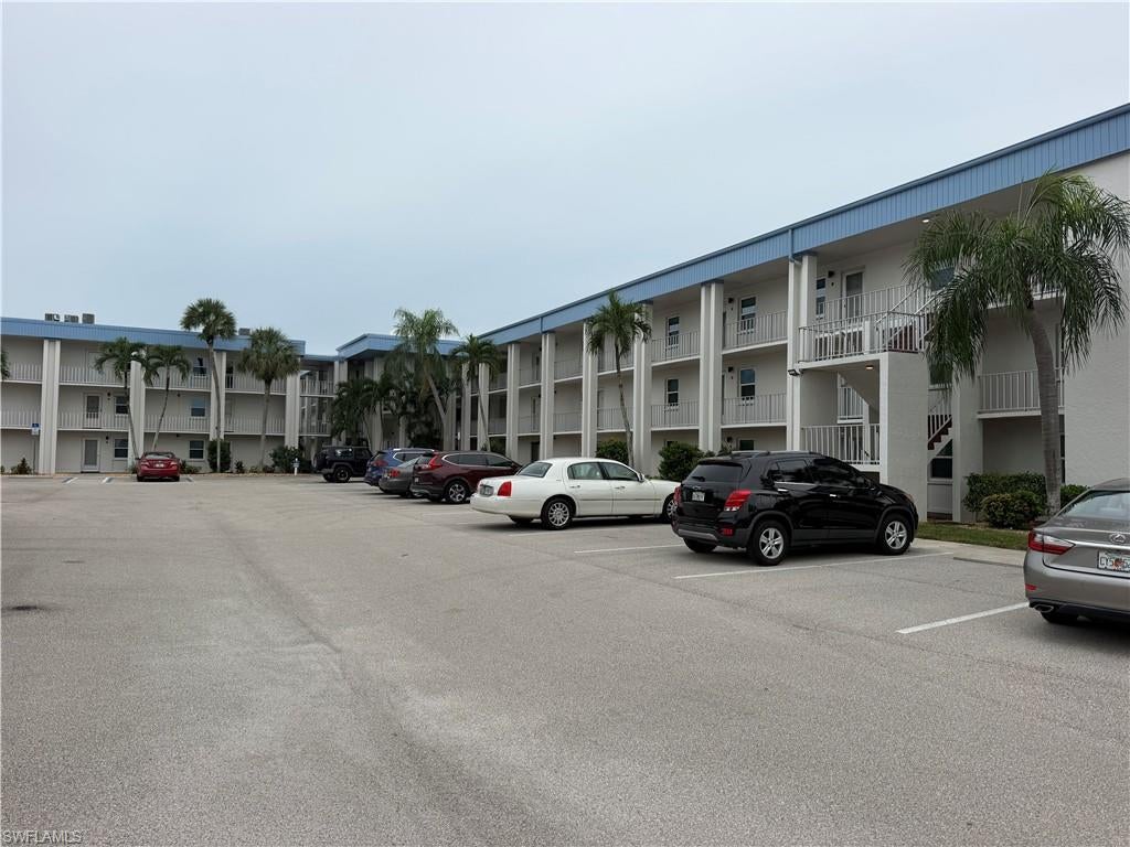 Discover easy Florida living at 1624 Pine Valley Drive, Unit 115, in Seven Lakes Golf & Tennis Club. This first-floor end unit offers a convenient setting and access to a community known for golf, tennis, pickleball, a clubhouse, and a full calendar of activities. Whether you’re looking for a year-round home or a seasonal retreat, this is an opportunity to enjoy the Seven Lakes lifestyle in Fort Myers.