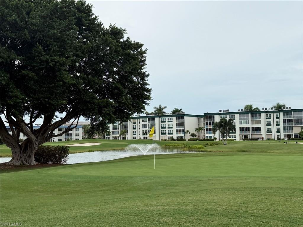 SEVEN LAKES - Residential