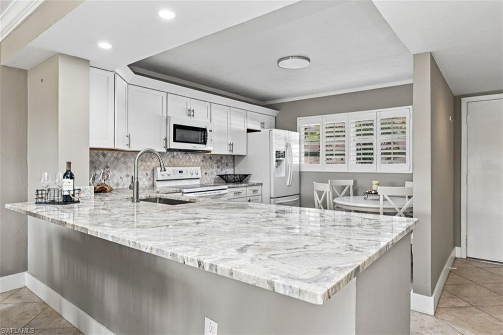 MARINERS COVE - Residential