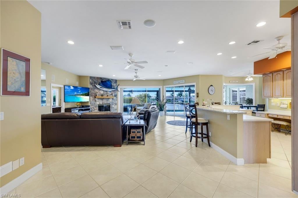MARCO ISLAND - Residential