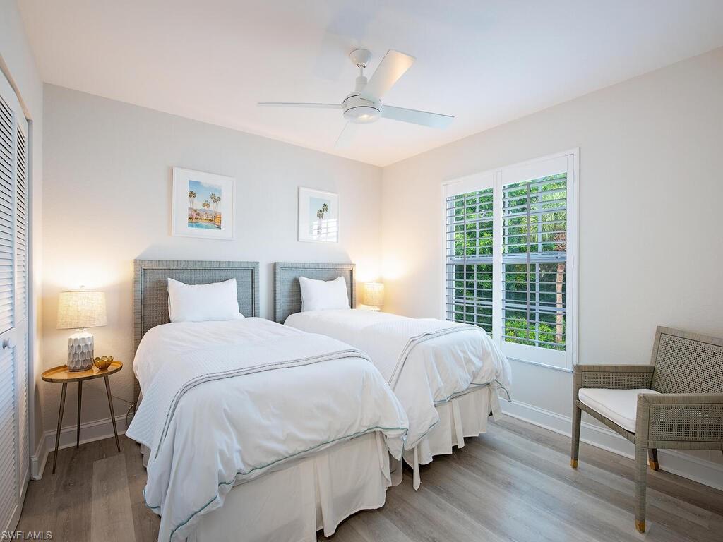 LAUREL OAKS AT PELICAN BAY - Residential