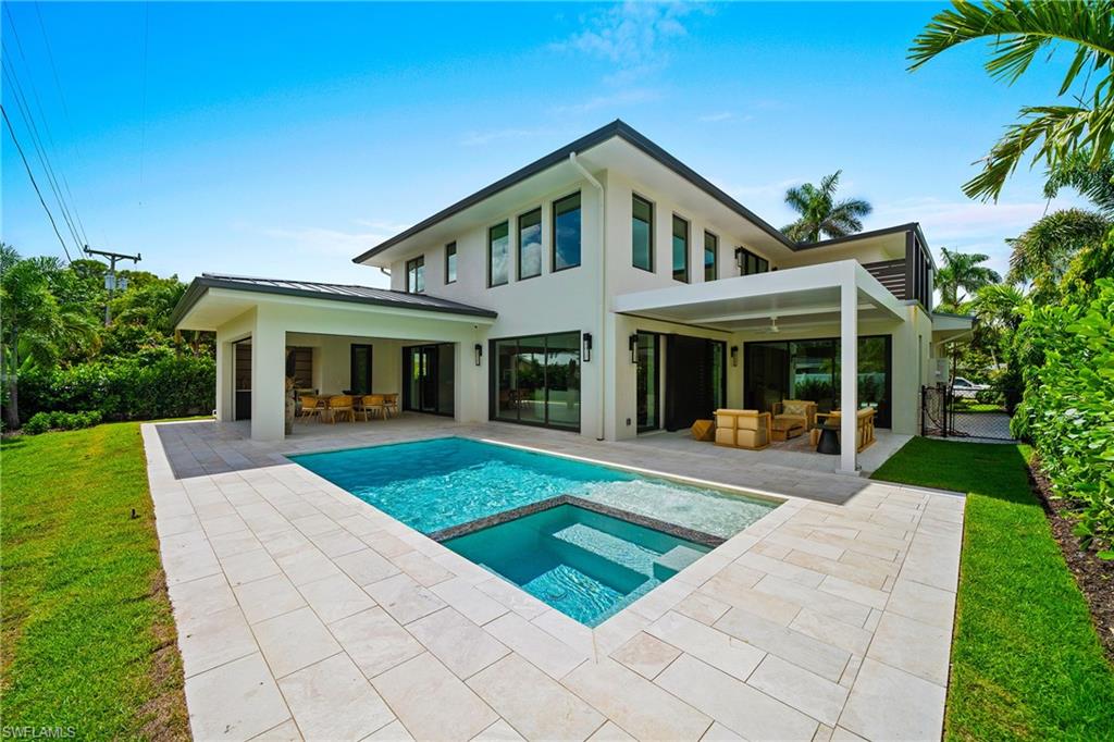 LAKE PARK - Residential