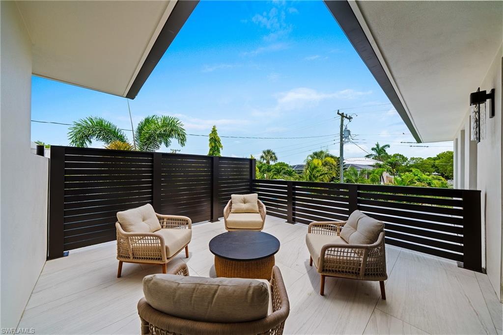 LAKE PARK - Residential