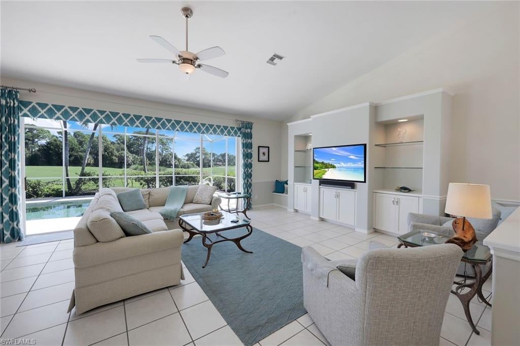 HIGHLAND WOODS - Residential