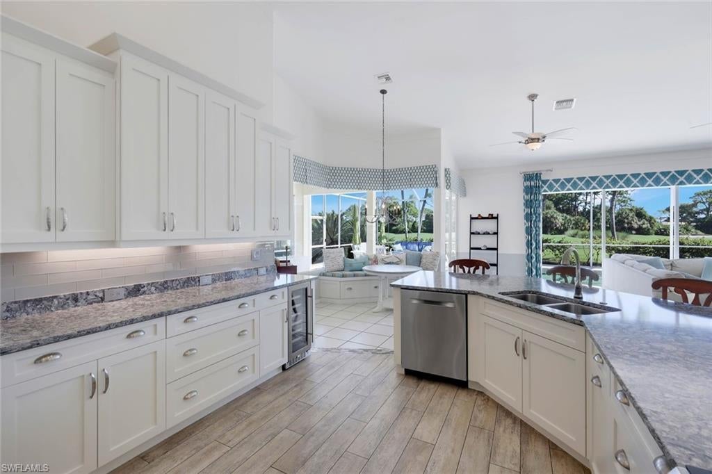 HIGHLAND WOODS - Residential