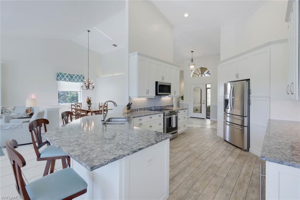 HIGHLAND WOODS - Residential