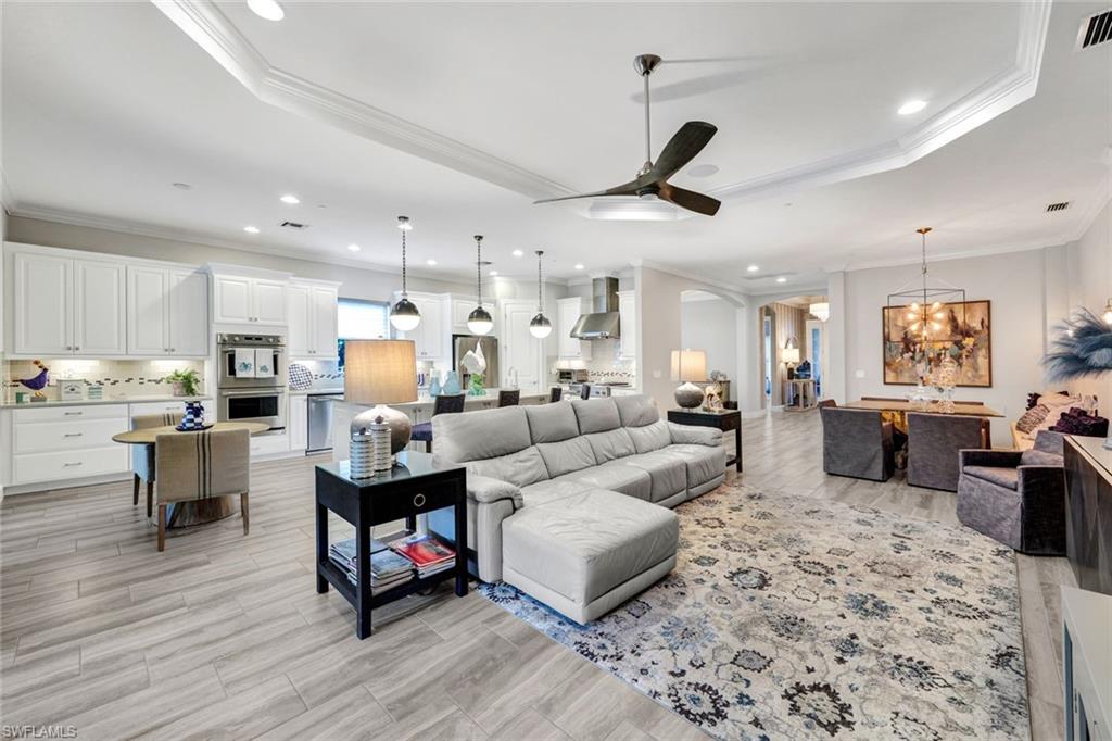 PEBBLE POINTE - Residential