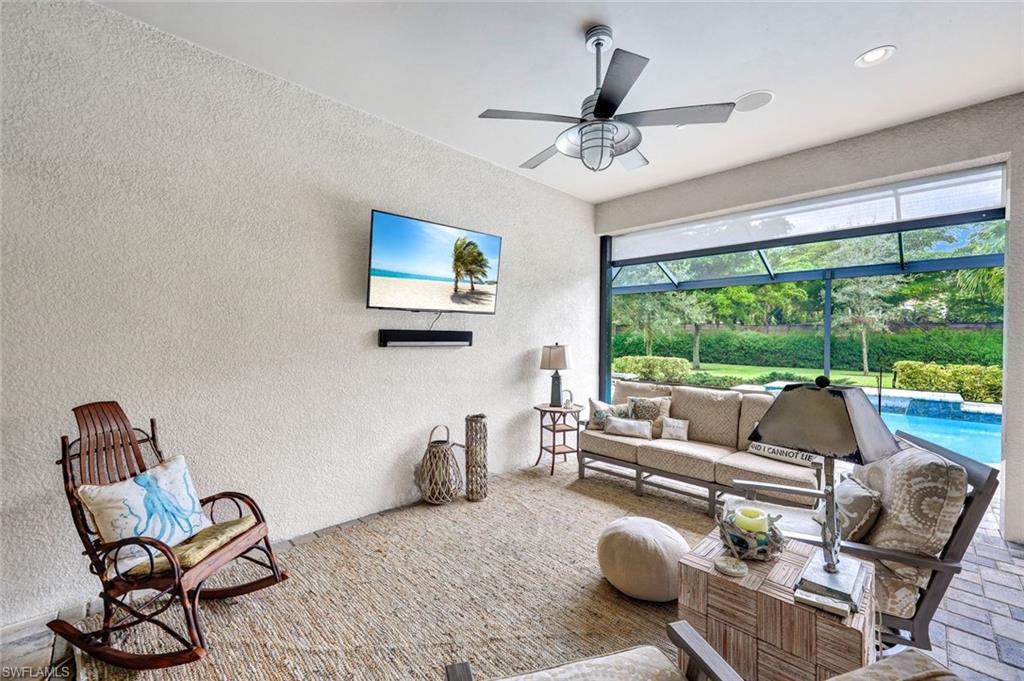 PEBBLE POINTE - Residential
