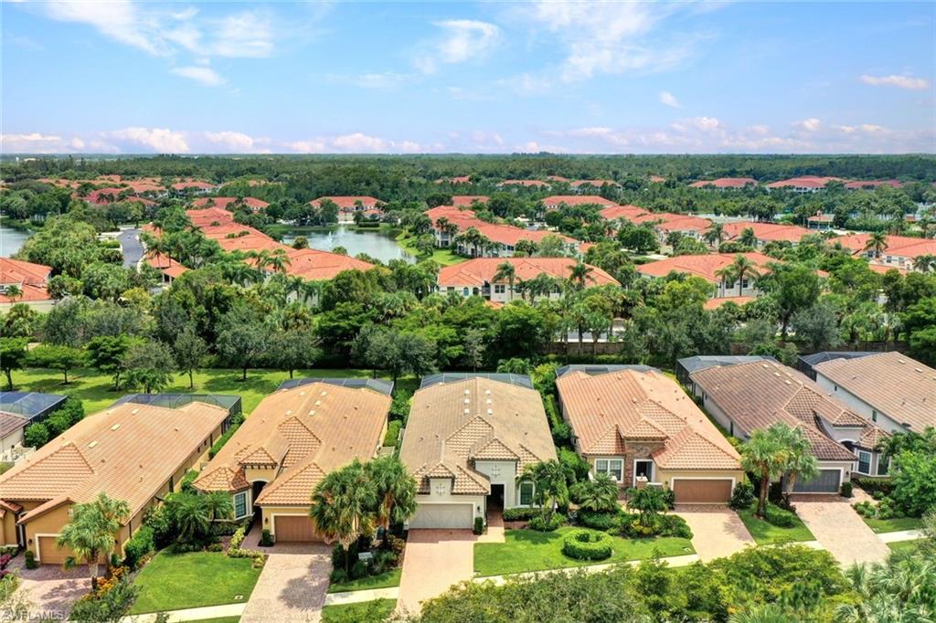 PEBBLE POINTE - Residential