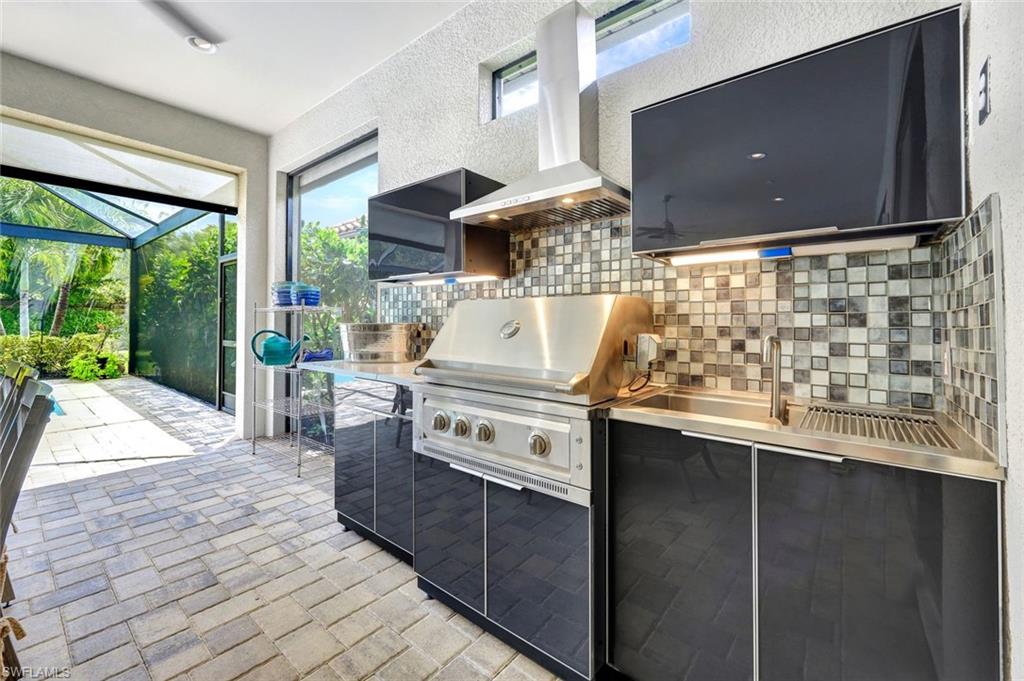 PEBBLE POINTE - Residential