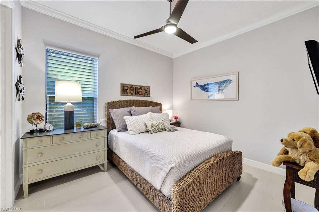 PEBBLE POINTE - Residential