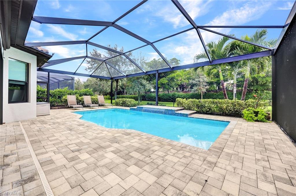 PEBBLE POINTE - Residential