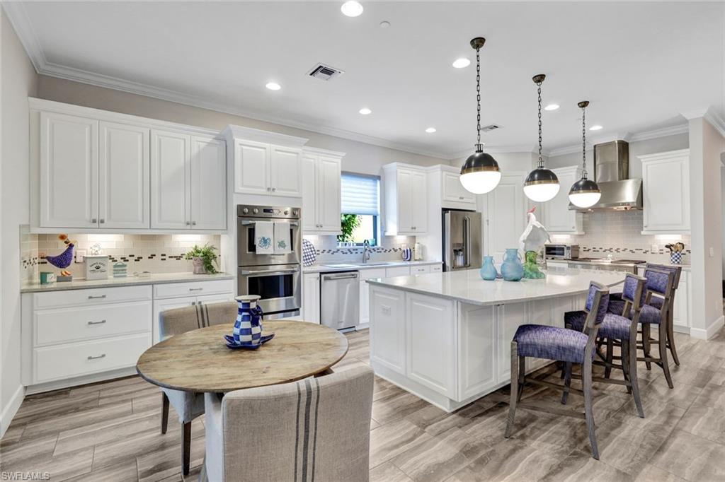 PEBBLE POINTE - Residential