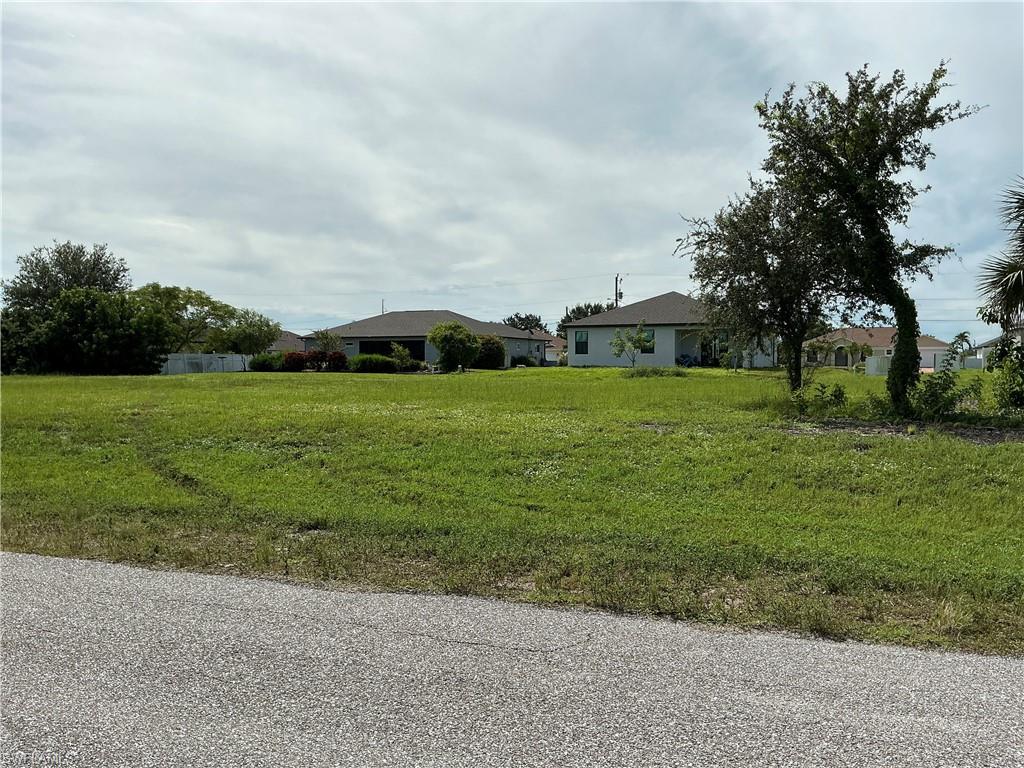 CAPE CORAL - Land