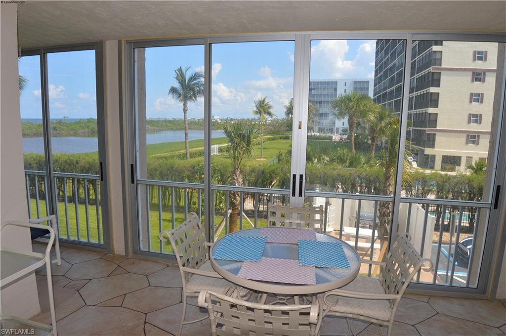 CRECIENTE CONDO NORTH - Residential
