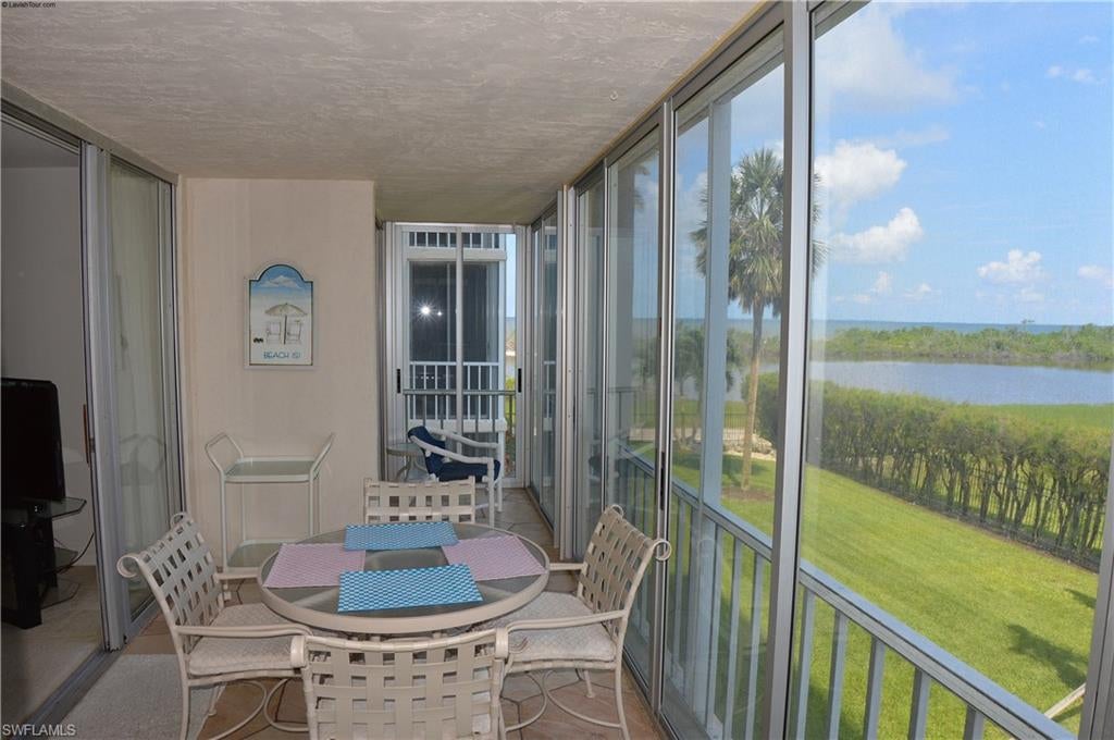 CRECIENTE CONDO NORTH - Residential