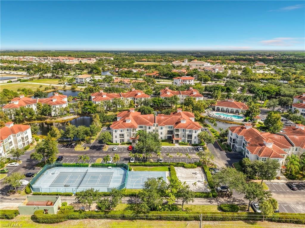 THE TIDES AT PELICAN LANDING - Residential