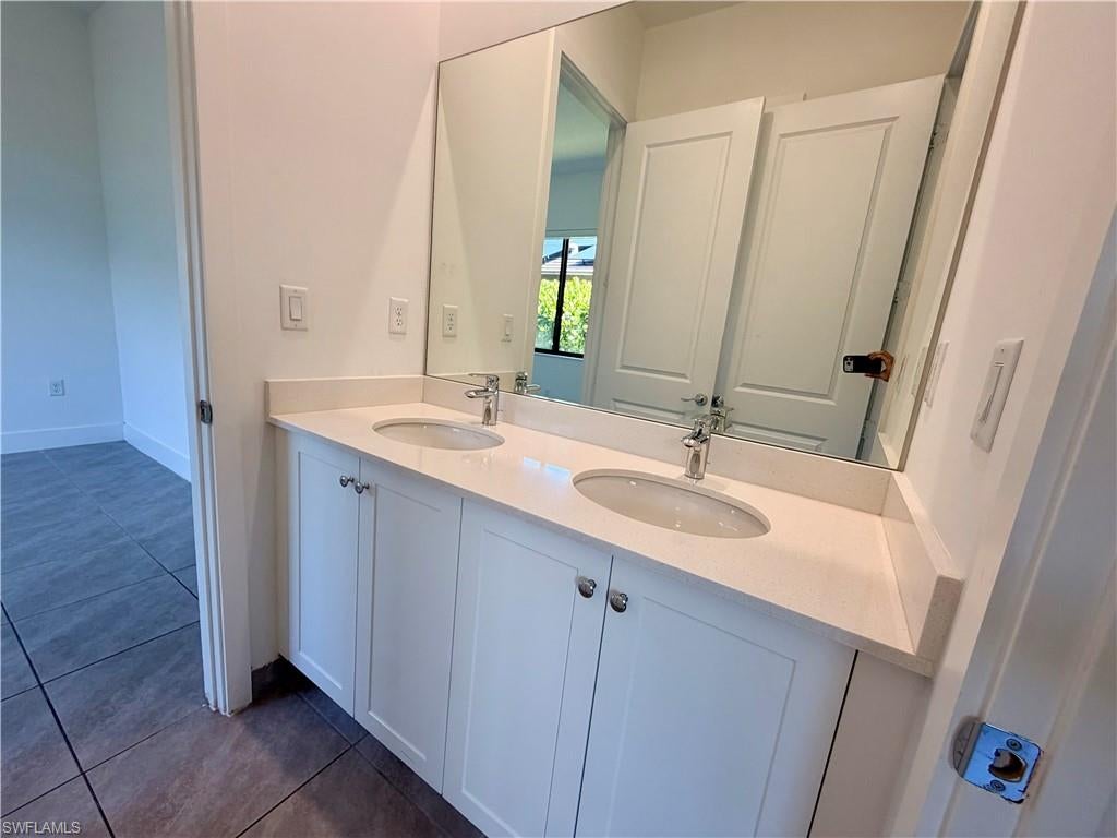 MAPLE RIDGE - Residential